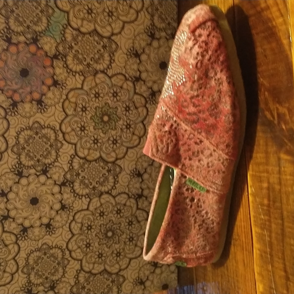 Women's shoes